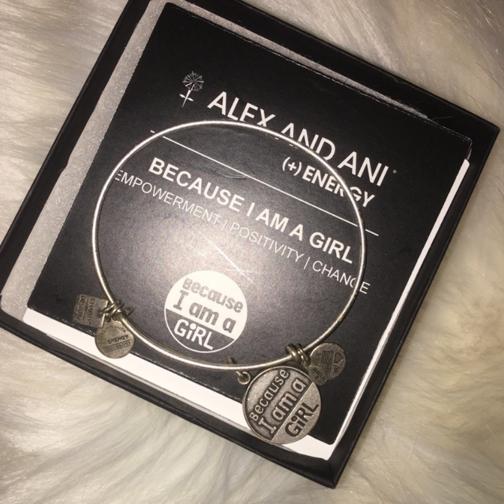 I am a girl bracelet🎀